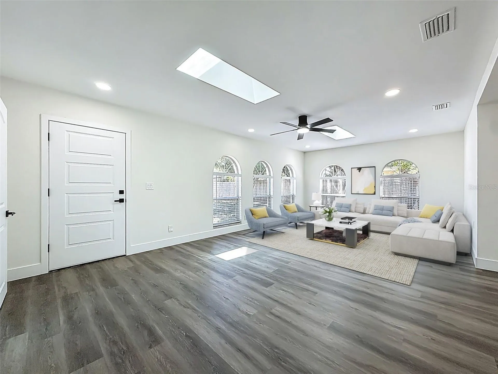 2463 68th Avenue S St Petersburg FL 33712
