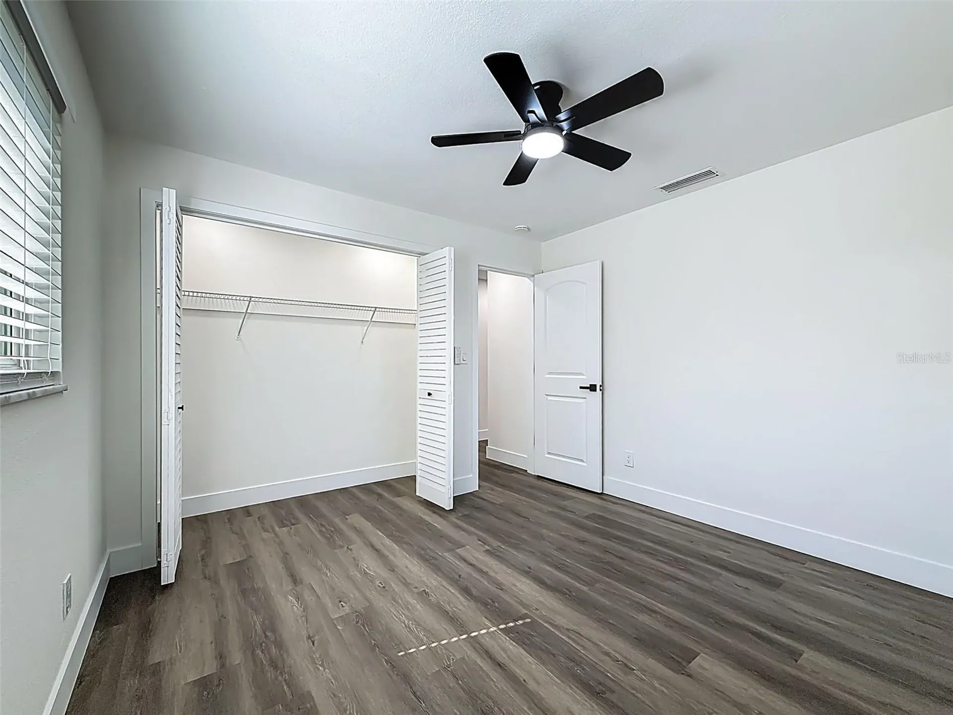 2463 68th Avenue S St Petersburg FL 33712