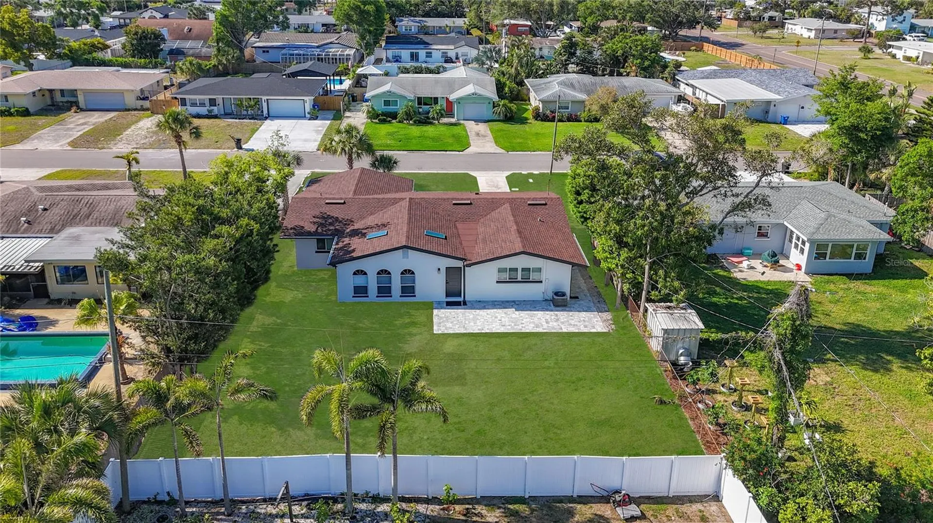 2463 68th Avenue S St Petersburg FL 33712