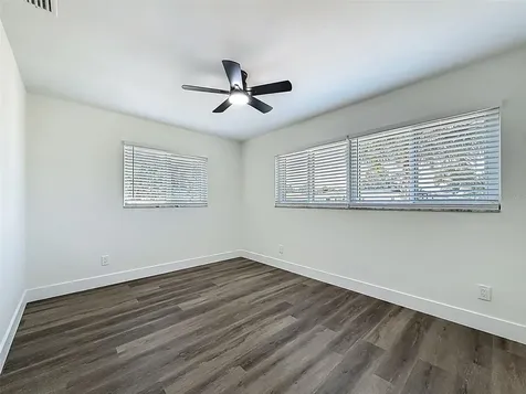 2463 68th Avenue S St Petersburg FL 33712