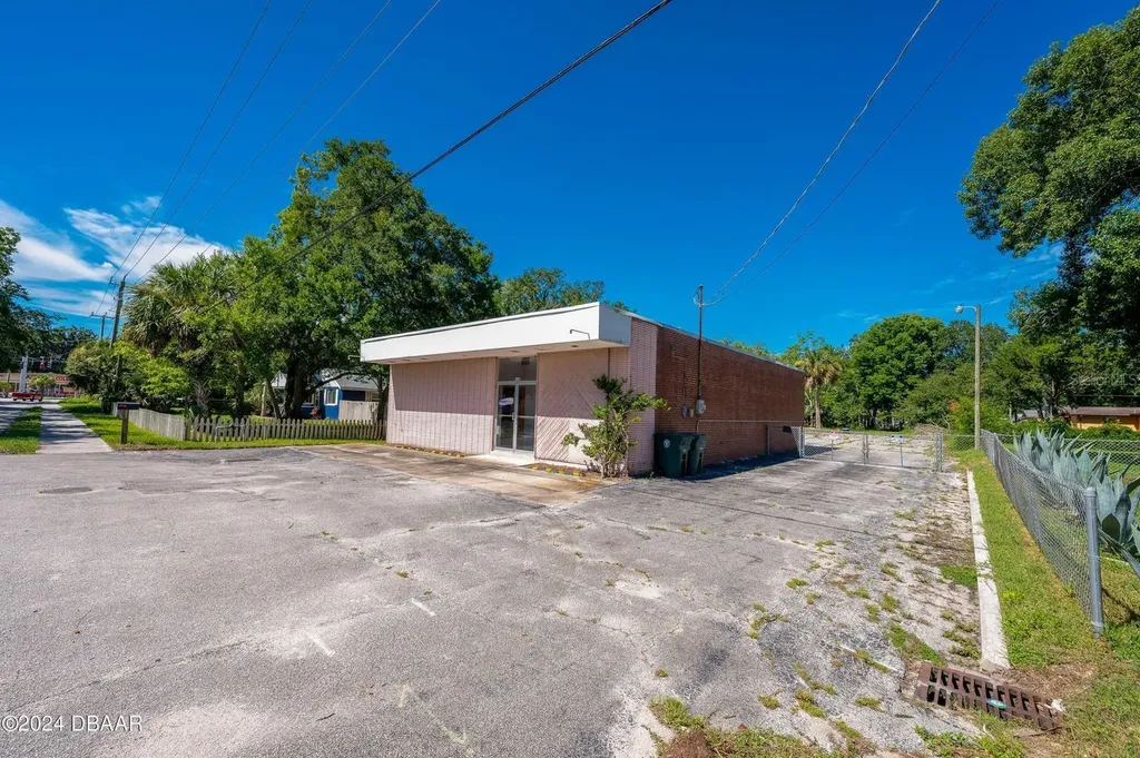 116 Center Street Daytona Beach FL 32117