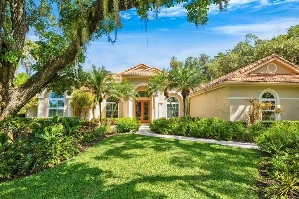2660 Dick Wilson Drive Sarasota FL 34240