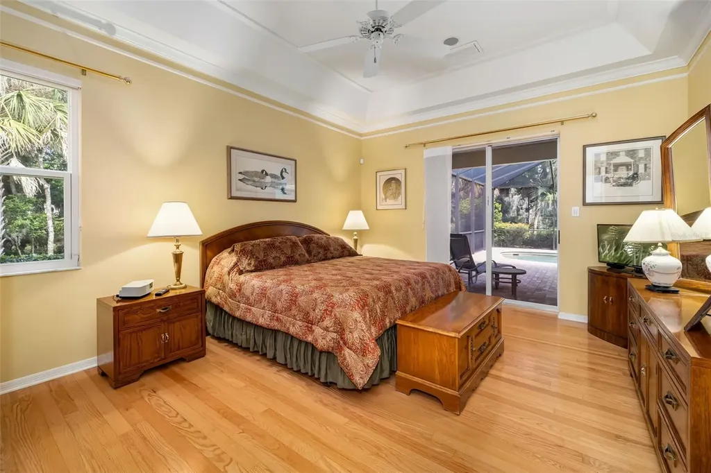 2660 Dick Wilson Drive Sarasota FL 34240