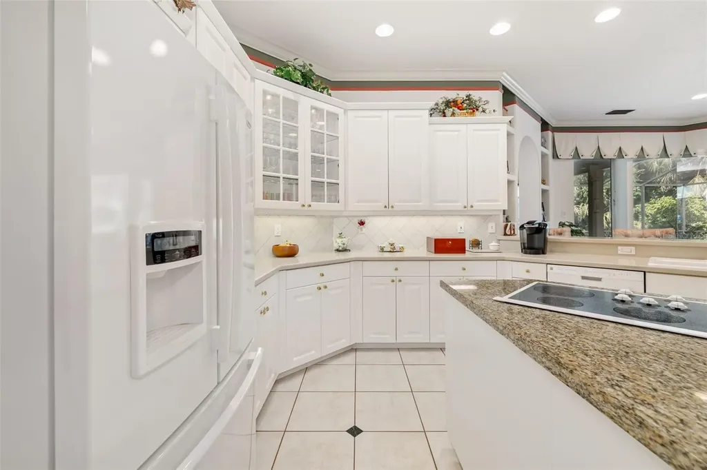 2660 Dick Wilson Drive Sarasota FL 34240