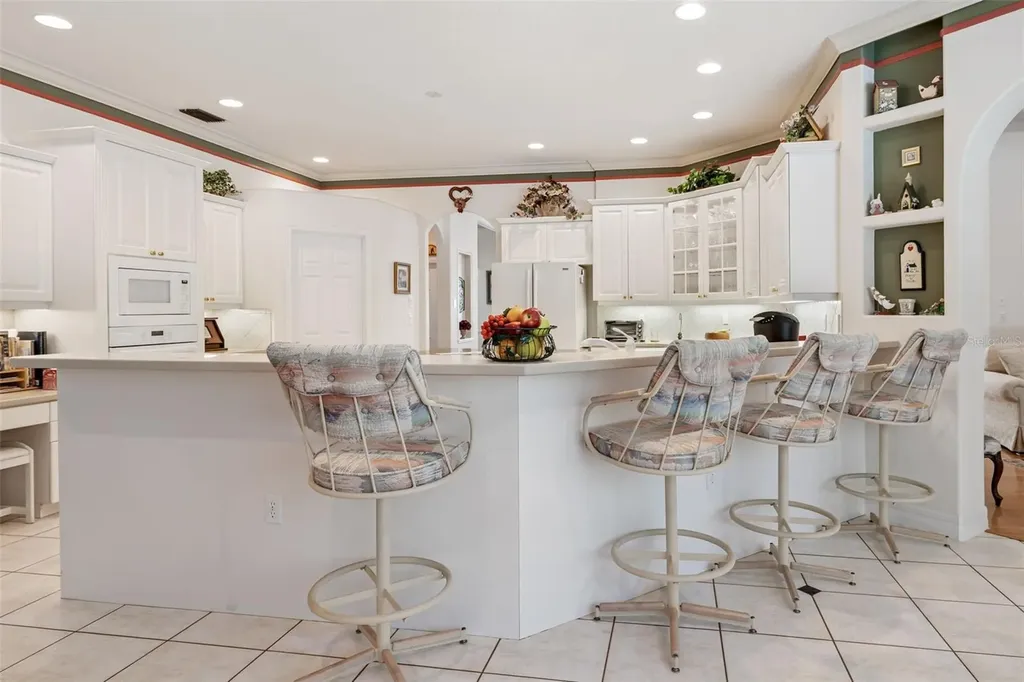 2660 Dick Wilson Drive Sarasota FL 34240
