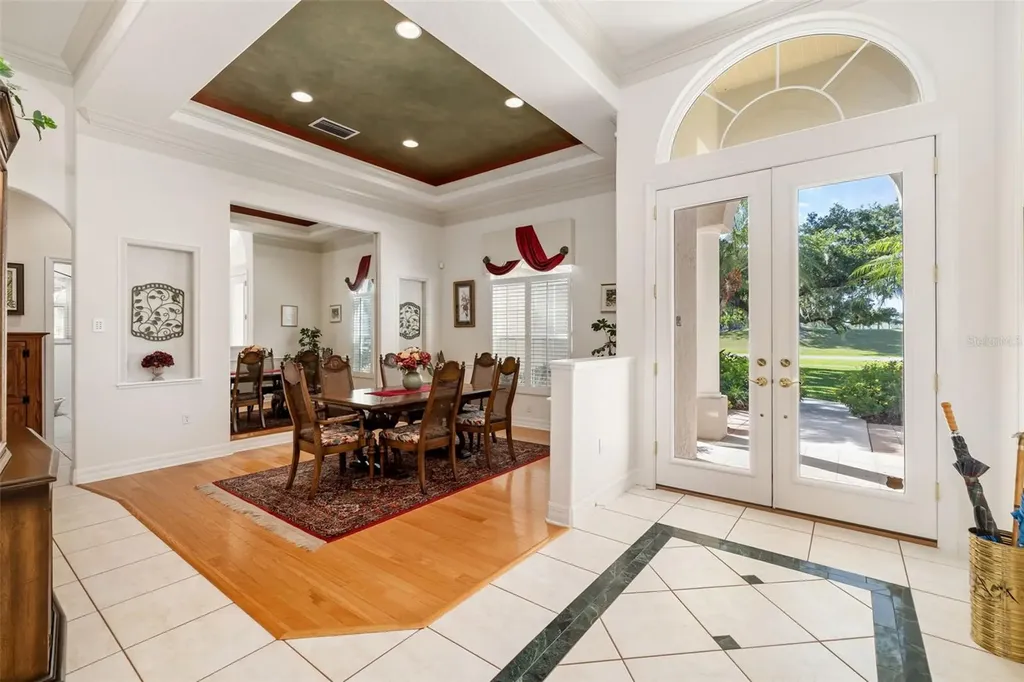 2660 Dick Wilson Drive Sarasota FL 34240