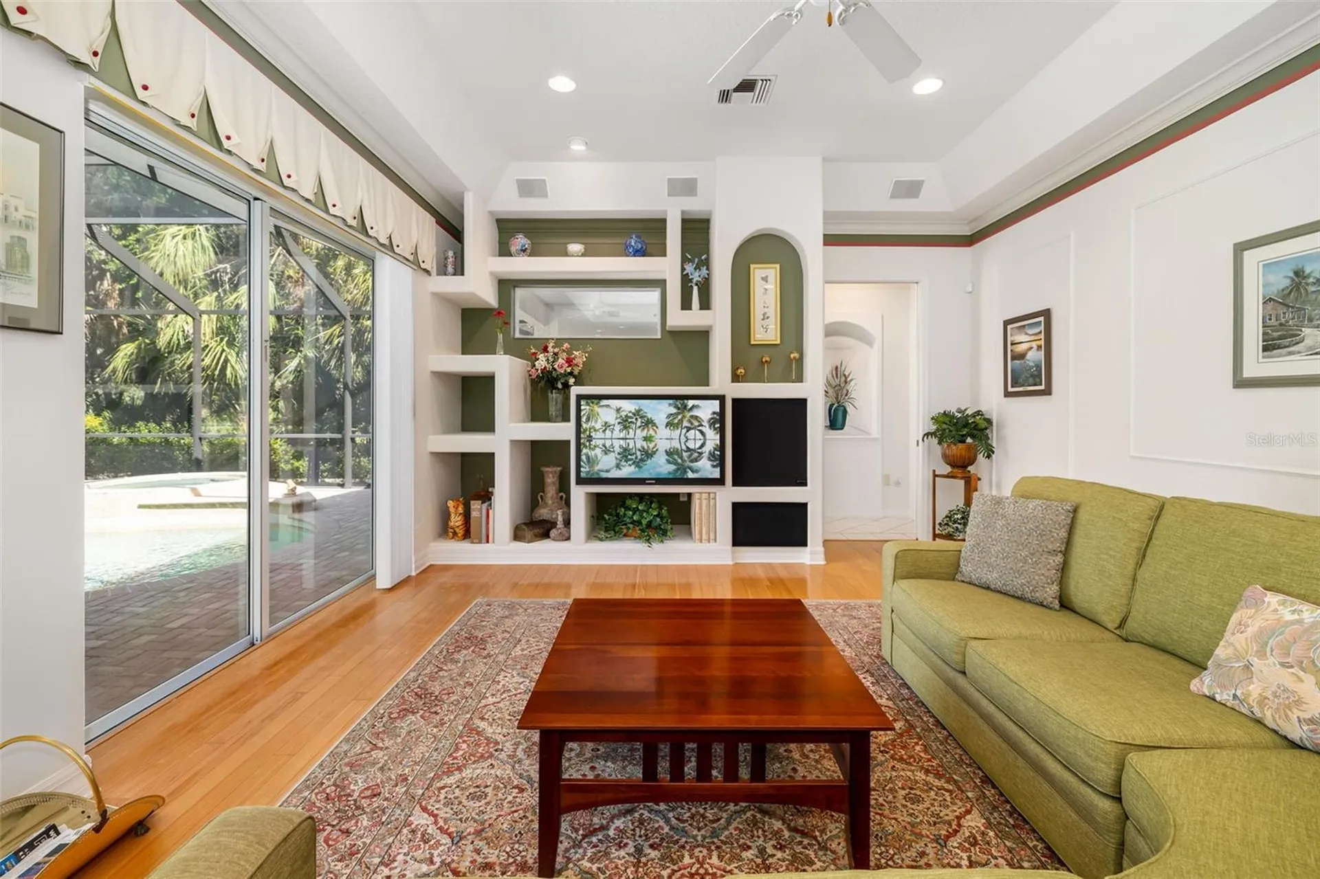 2660 Dick Wilson Drive Sarasota FL 34240