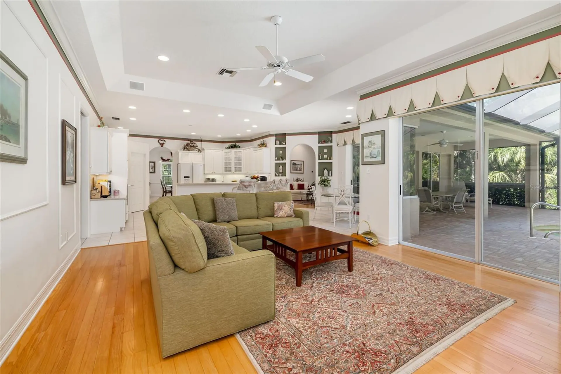 2660 Dick Wilson Drive Sarasota FL 34240