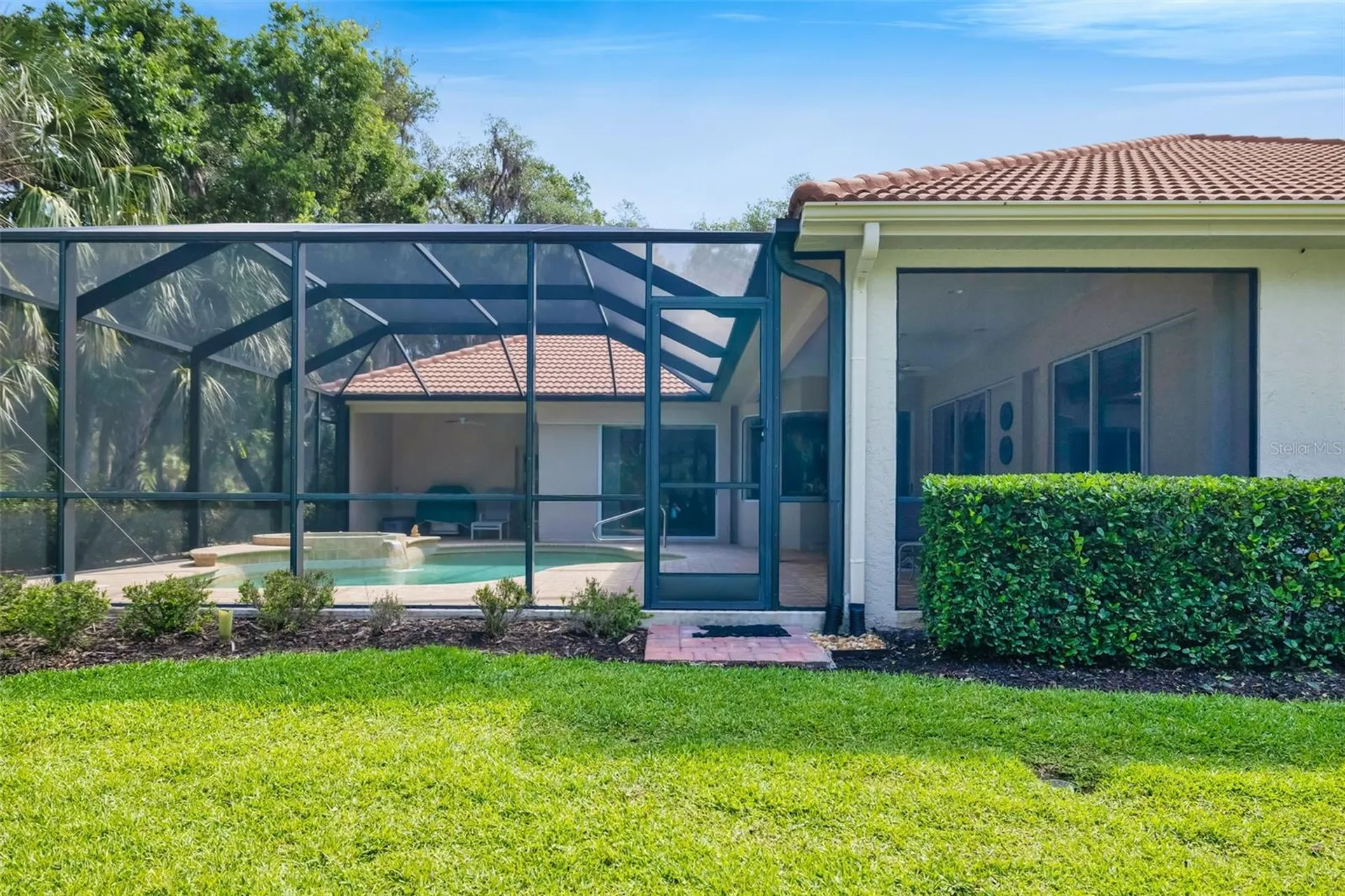 2660 Dick Wilson Drive Sarasota FL 34240