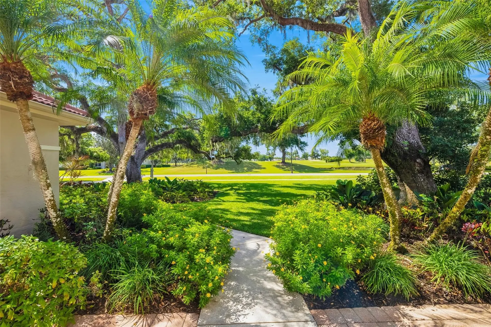 2660 Dick Wilson Drive Sarasota FL 34240