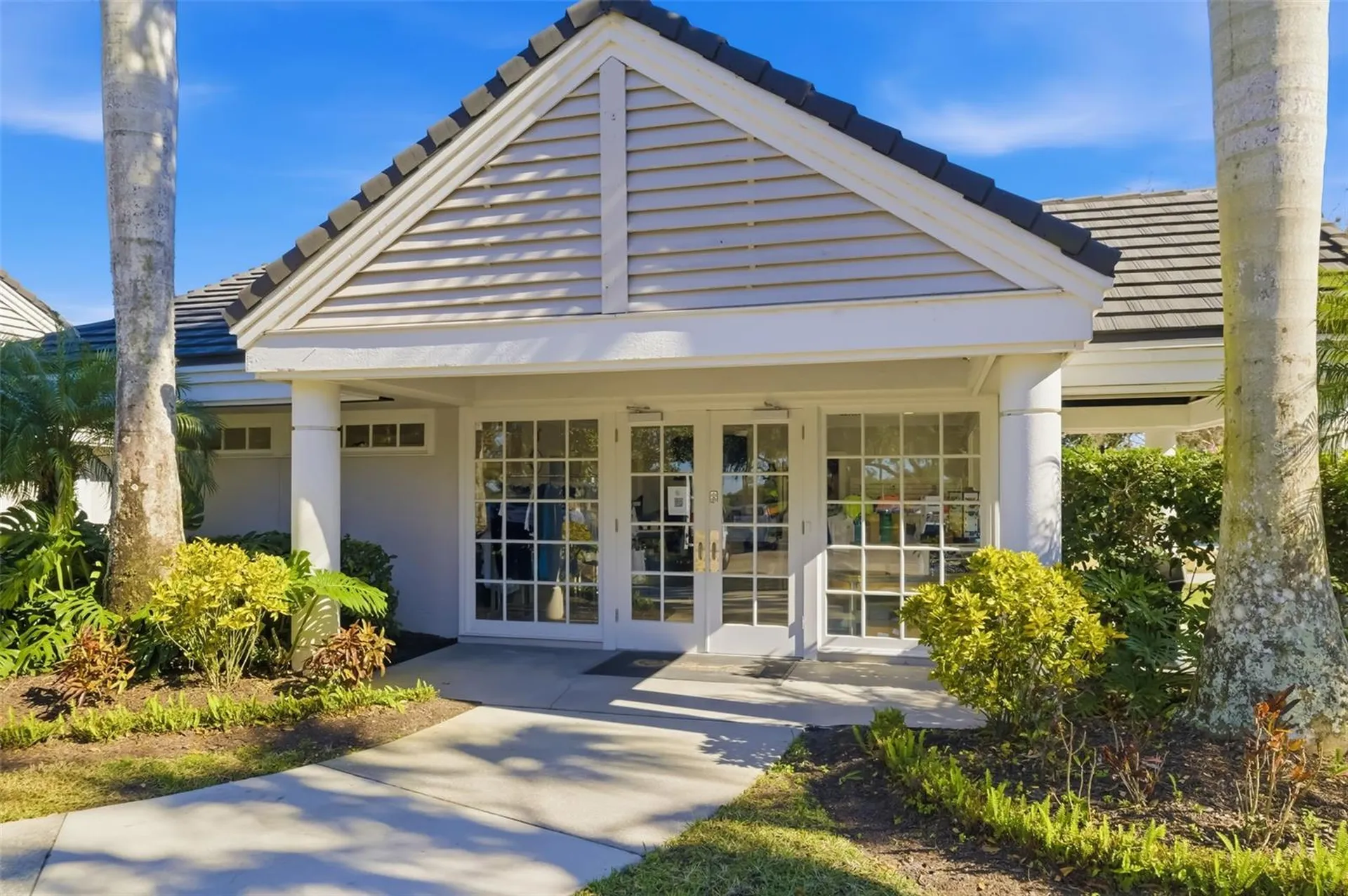 2660 Dick Wilson Drive Sarasota FL 34240