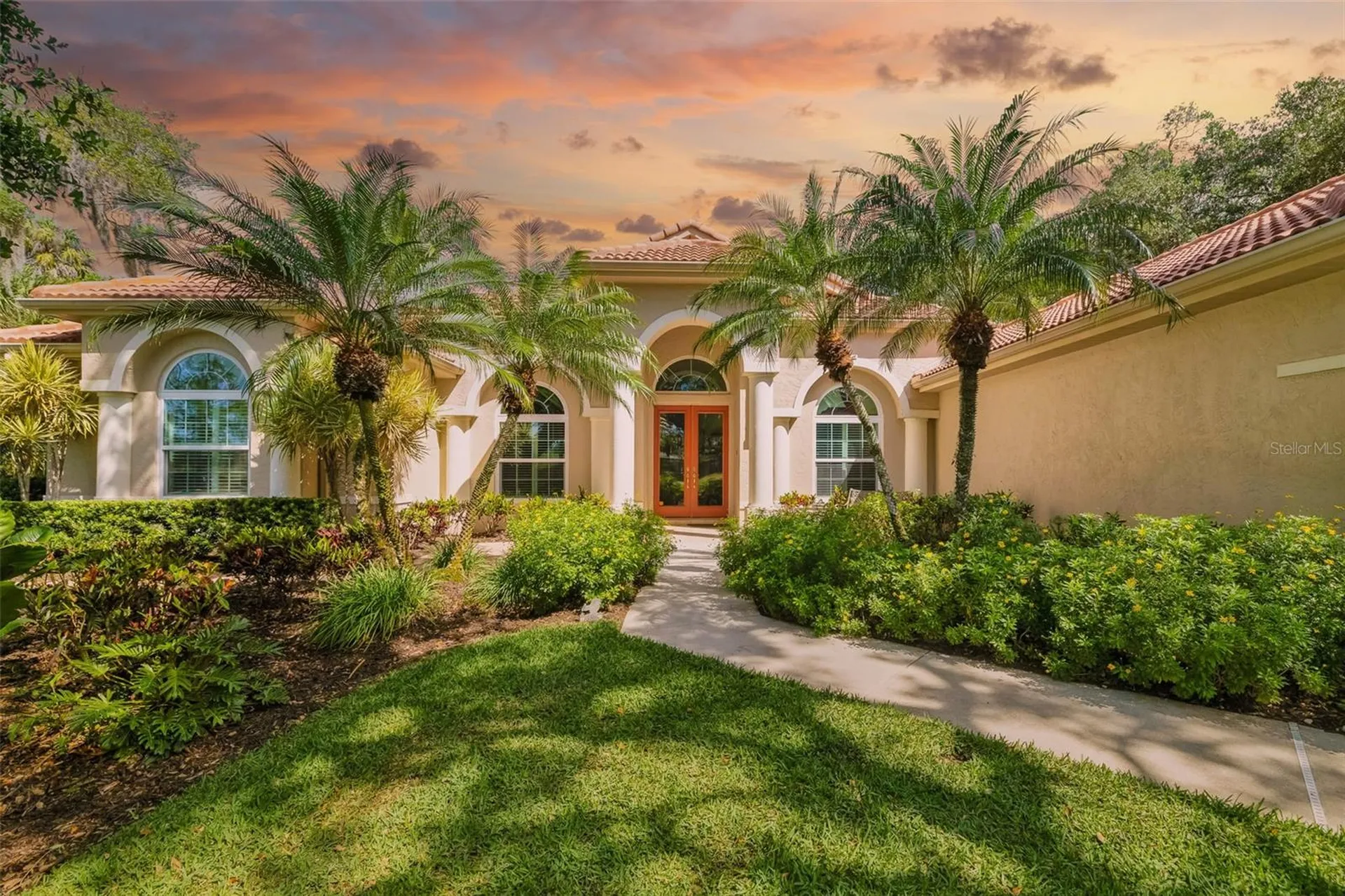 2660 Dick Wilson Drive Sarasota FL 34240