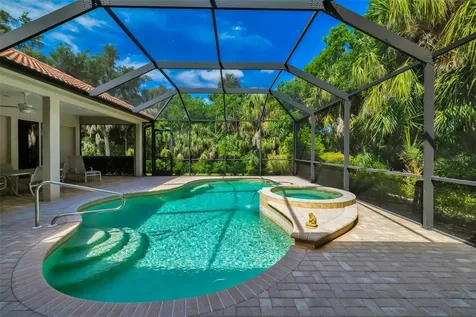 2660 Dick Wilson Drive Sarasota FL 34240