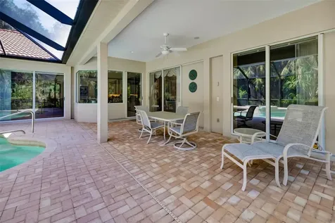 2660 Dick Wilson Drive Sarasota FL 34240