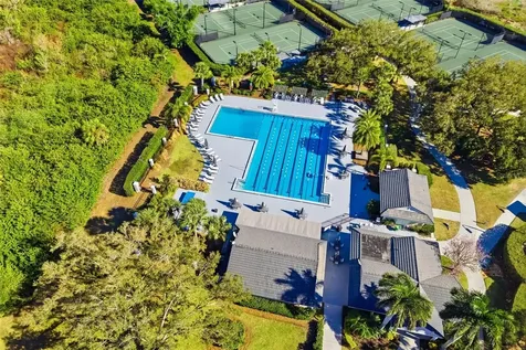 2660 Dick Wilson Drive Sarasota FL 34240
