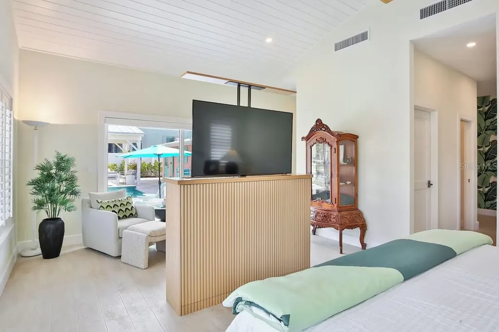 605 Concord Lane Holmes Beach FL 34217