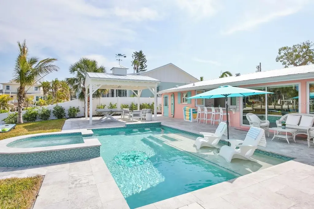 605 Concord Lane Holmes Beach FL 34217
