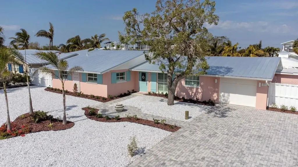 605 Concord Lane Holmes Beach FL 34217