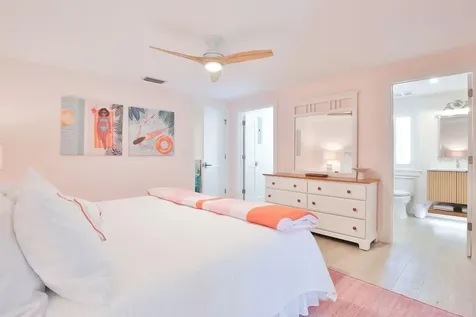 605 Concord Lane Holmes Beach FL 34217