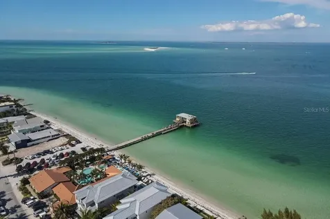 605 Concord Lane Holmes Beach FL 34217