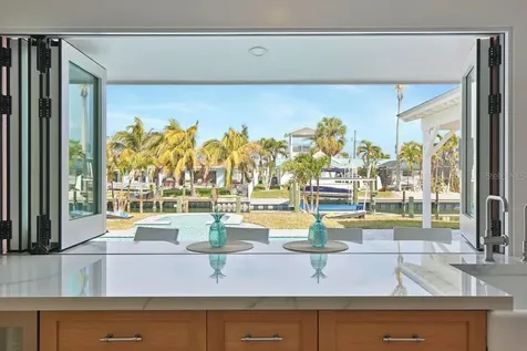 605 Concord Lane Holmes Beach FL 34217