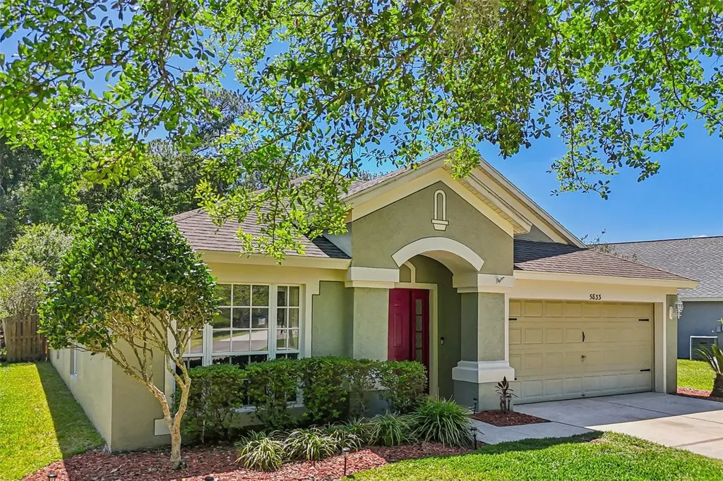 5833 War Admiral Drive Wesley Chapel FL 33544