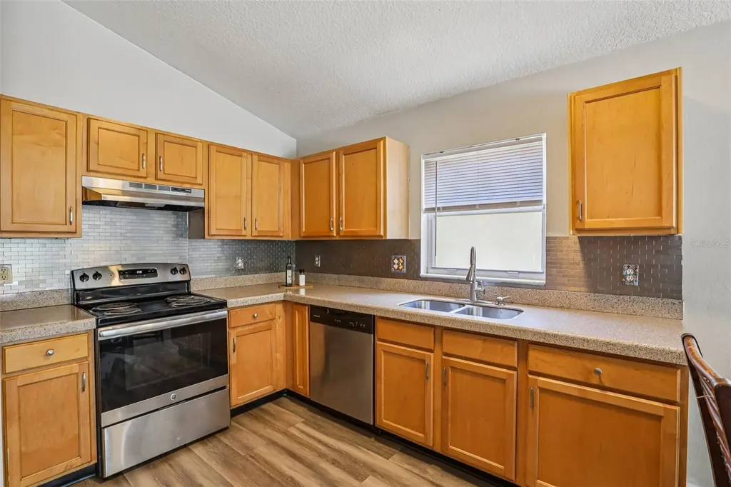 5833 War Admiral Drive Wesley Chapel FL 33544