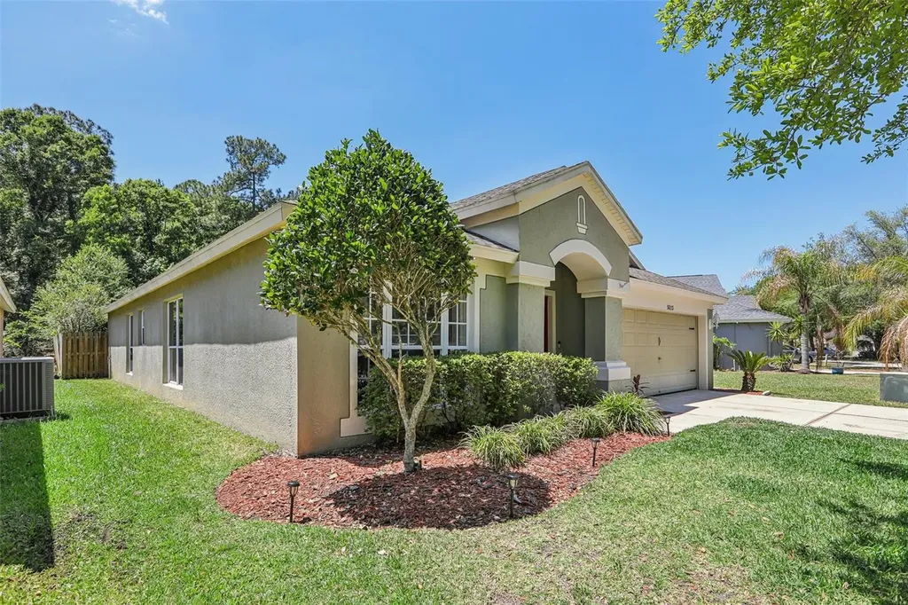 5833 War Admiral Drive Wesley Chapel FL 33544