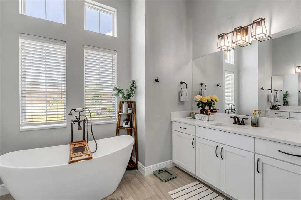3055 Isola Bella Boulevard Mount Dora FL 32757