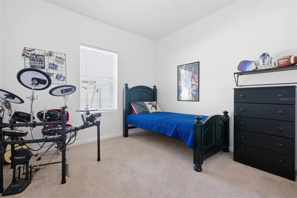 814 Highgate Oaks Place Seffner FL 33584
