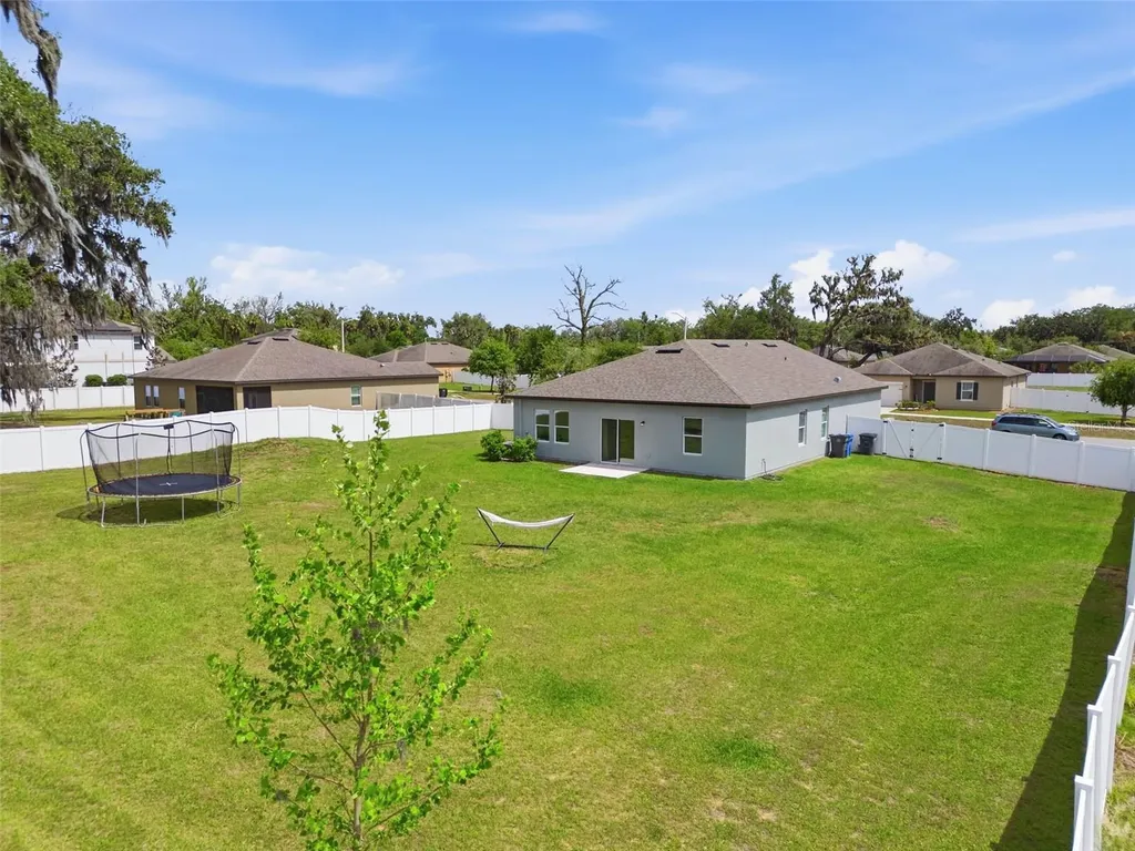 814 Highgate Oaks Place Seffner FL 33584