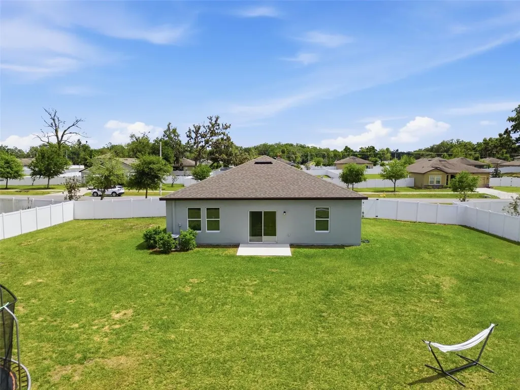 814 Highgate Oaks Place Seffner FL 33584