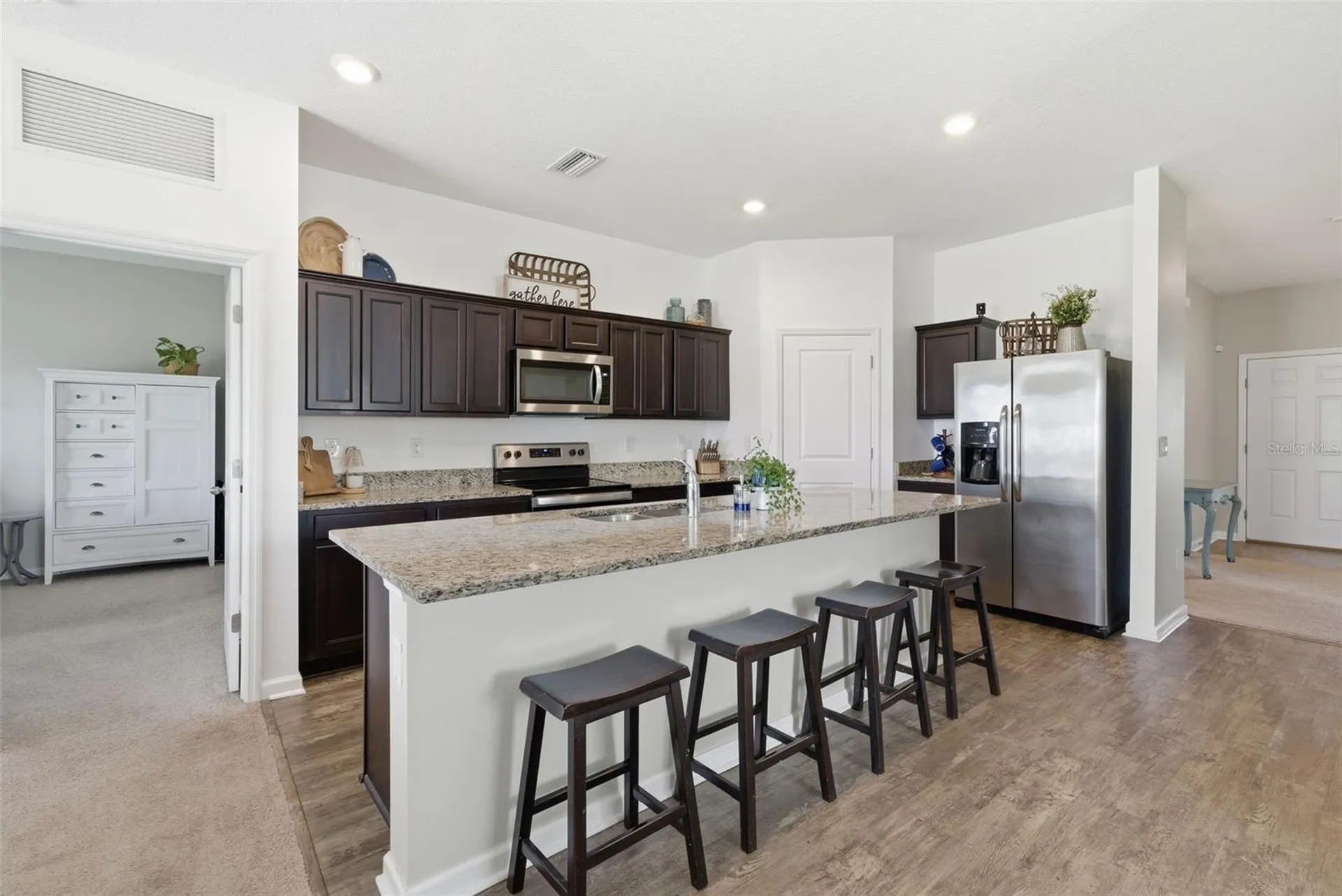 814 Highgate Oaks Place Seffner FL 33584