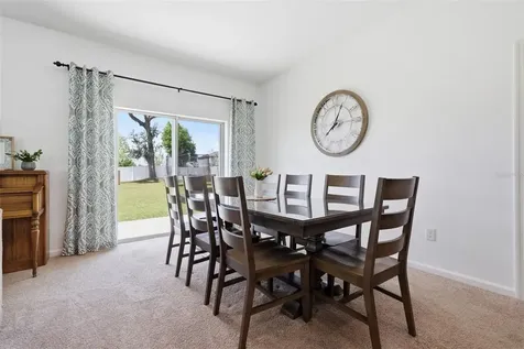 814 Highgate Oaks Place Seffner FL 33584