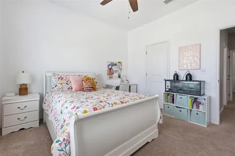 814 Highgate Oaks Place Seffner FL 33584