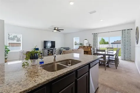814 Highgate Oaks Place Seffner FL 33584