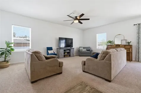 814 Highgate Oaks Place Seffner FL 33584