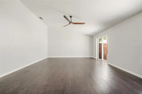 221 Rosa Avenue Oviedo FL 32765