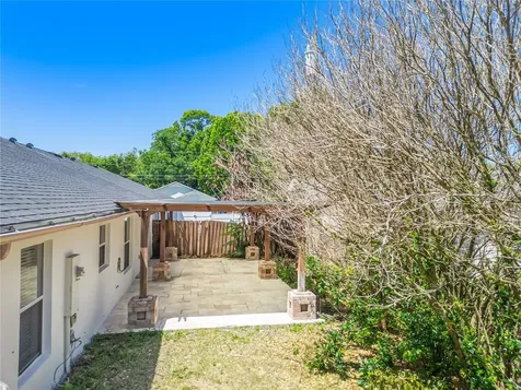 221 Rosa Avenue Oviedo FL 32765