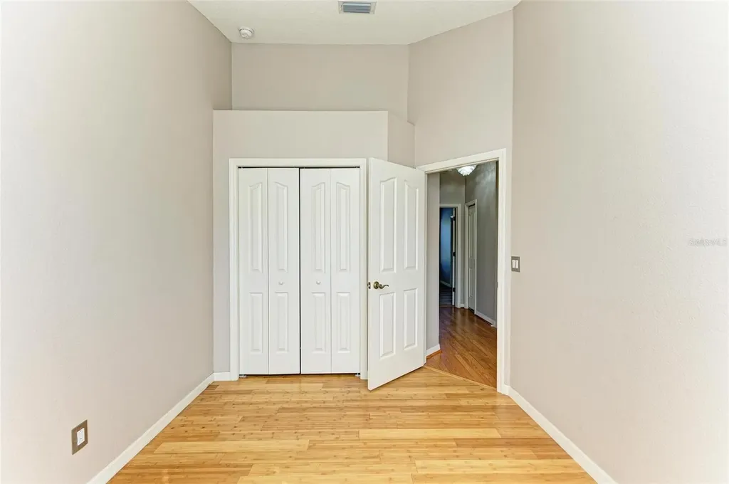 3047 Pointeview Drive Tampa FL 33611