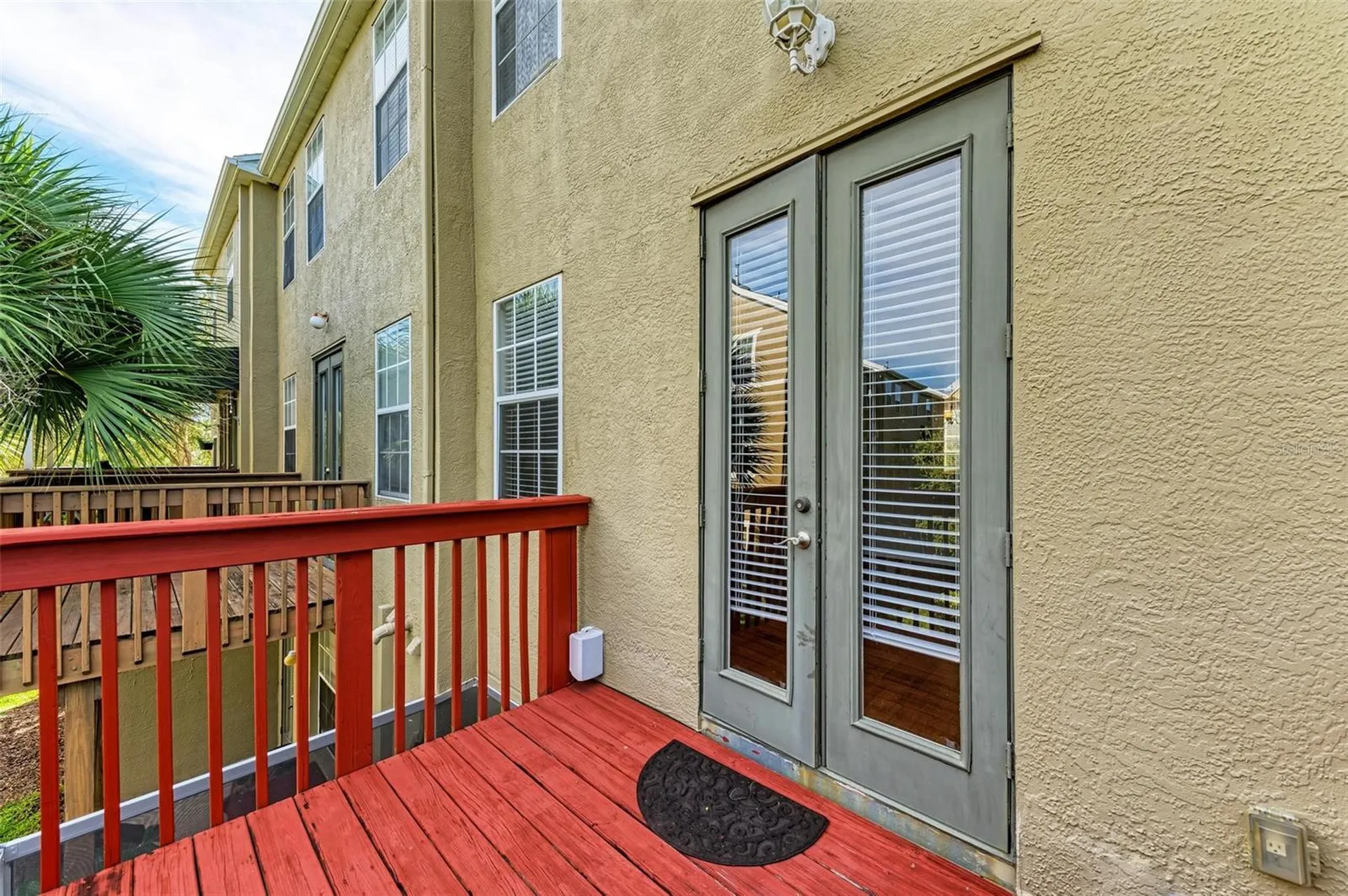 3047 Pointeview Drive Tampa FL 33611