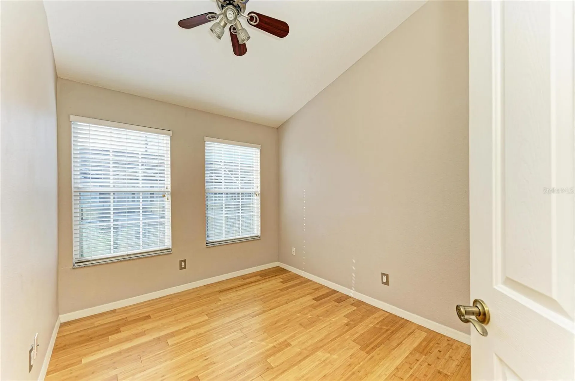 3047 Pointeview Drive Tampa FL 33611
