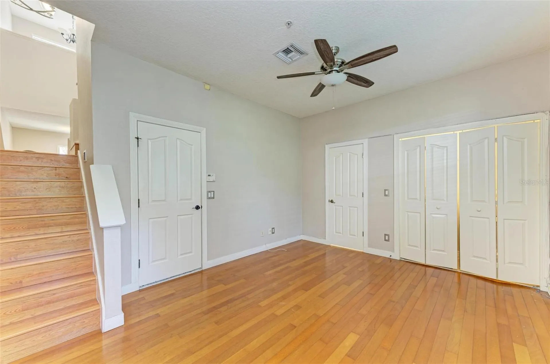 3047 Pointeview Drive Tampa FL 33611