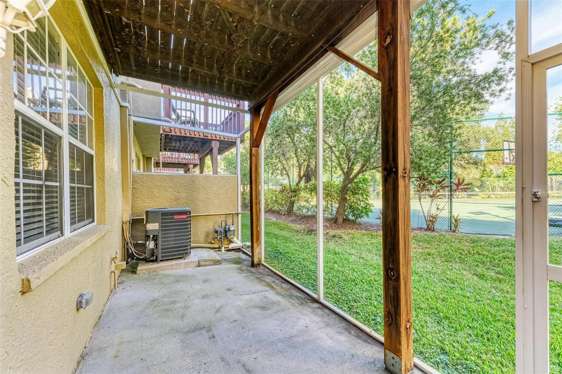 3047 Pointeview Drive Tampa FL 33611