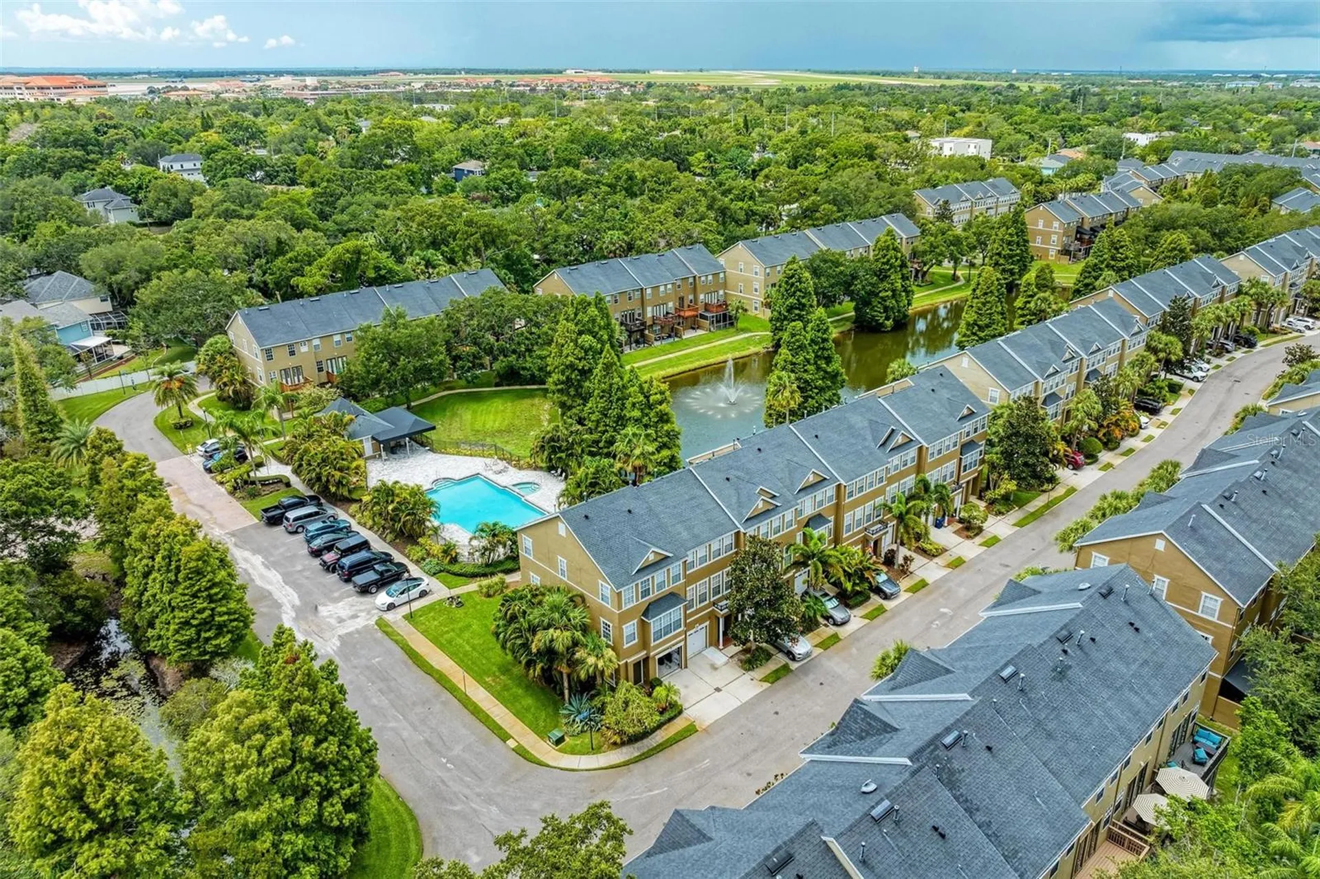 3047 Pointeview Drive Tampa FL 33611