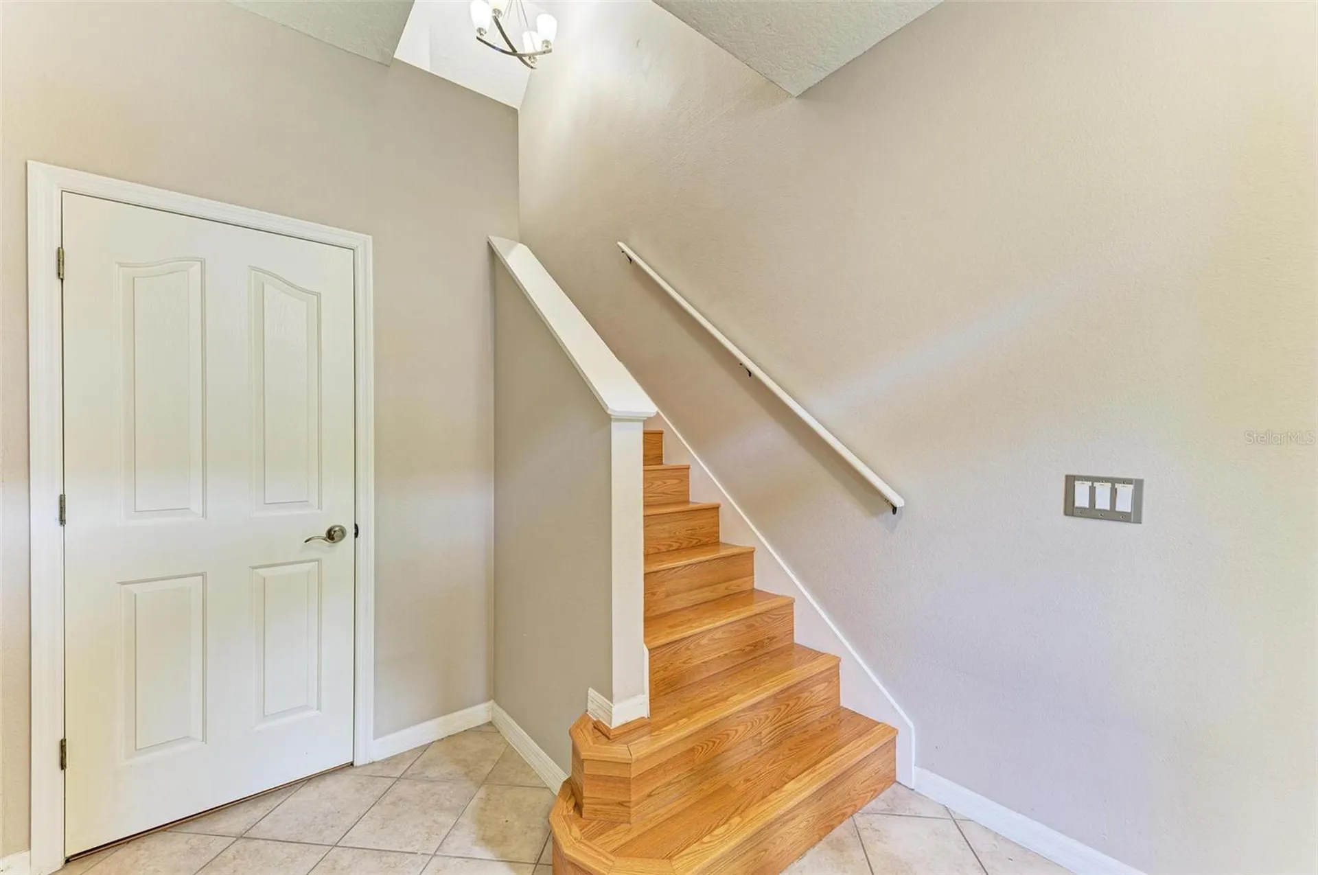 3047 Pointeview Drive Tampa FL 33611
