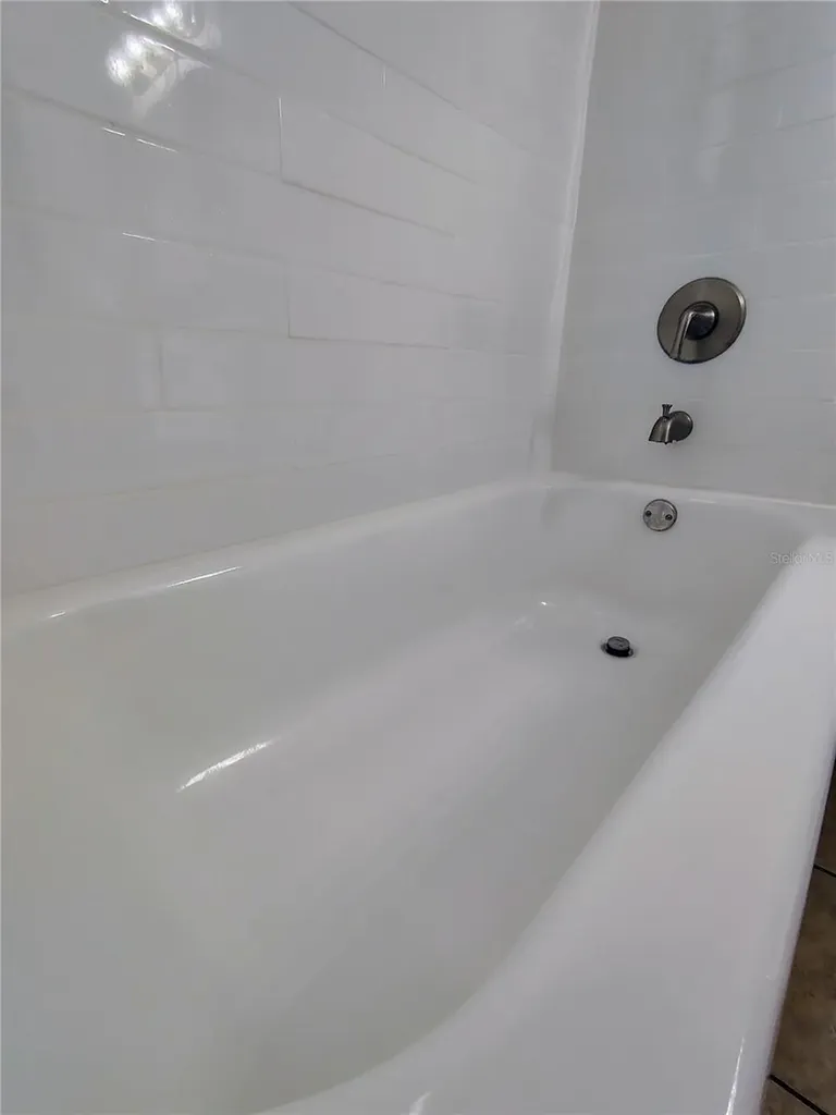 9435 Lynn Lane Seminole FL 33777