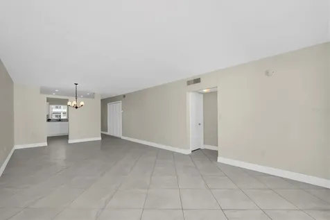 8 Glencoe Place Dunedin FL 34698