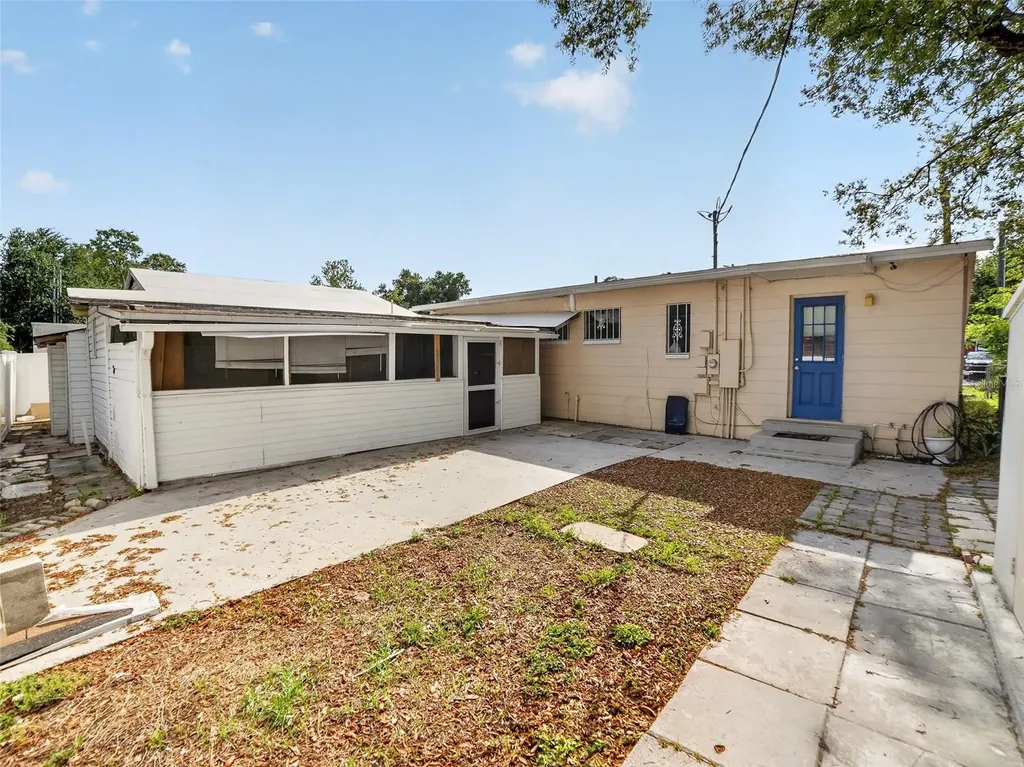 10119 N Ashley Street Tampa FL 33612