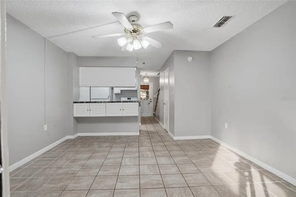 6258 Oak Cluster Circle Tampa FL 33634